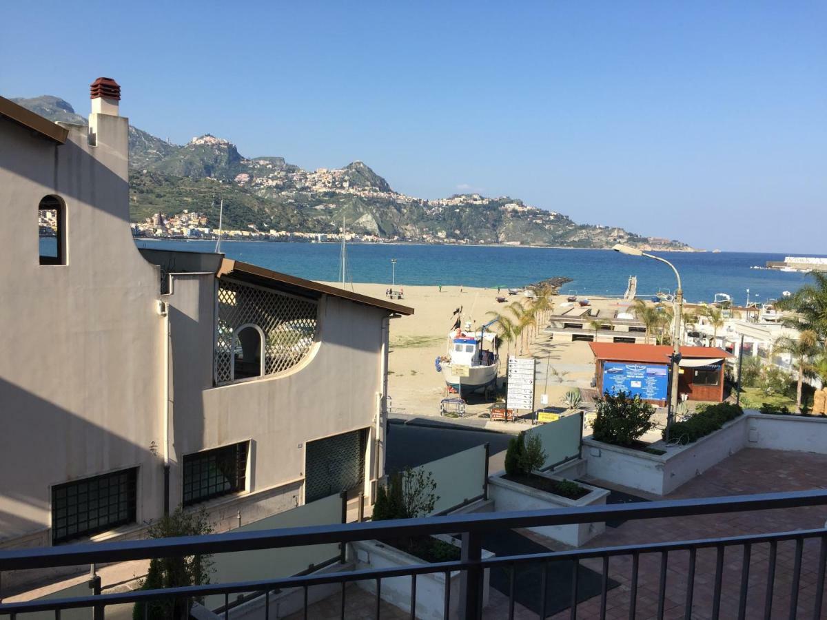 Casa di Paolo Apartment Giardini Naxos Bagian luar foto